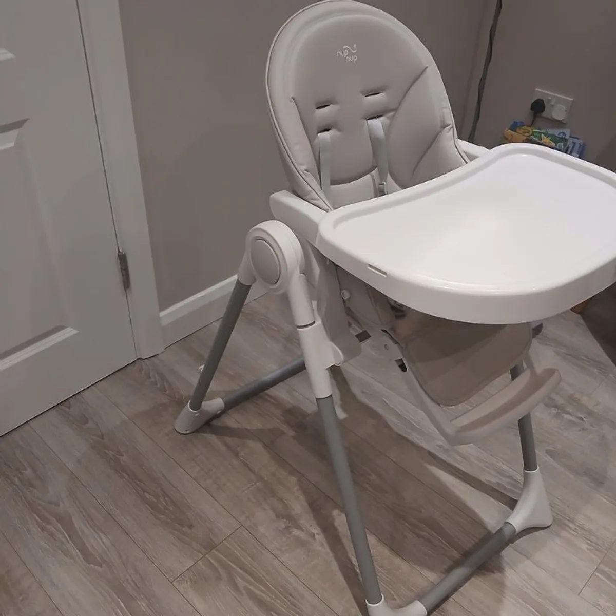 High chair - Image 3