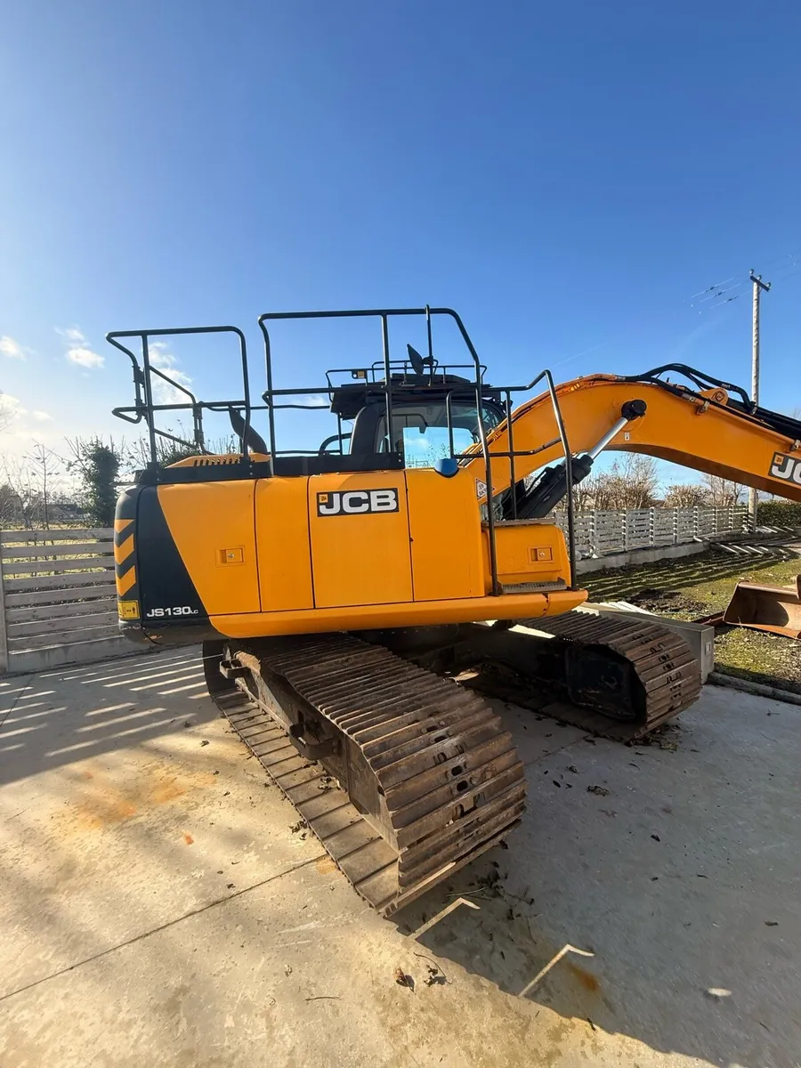 JCB excavator 13 ton - Image 2