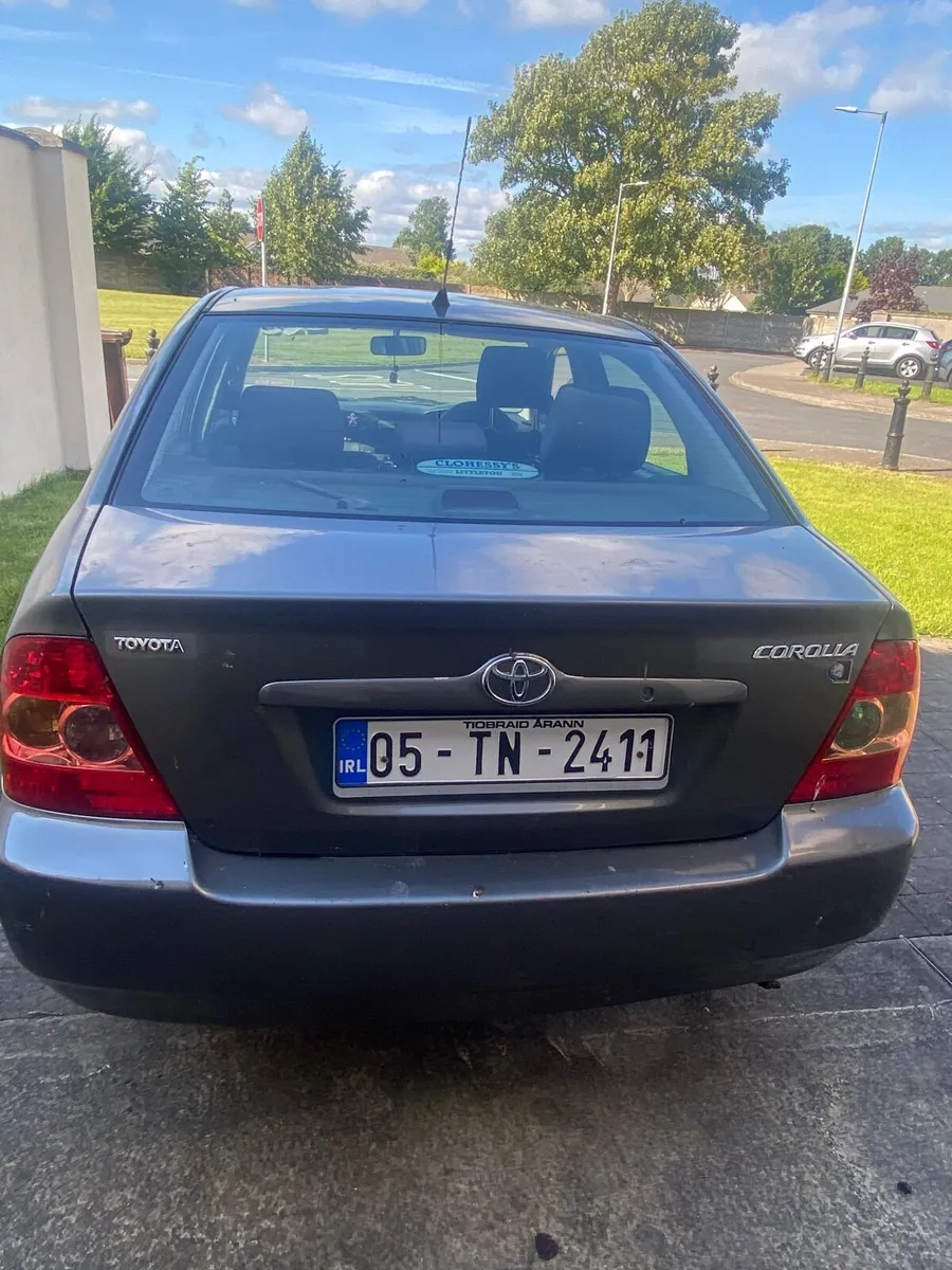 Toyota Corolla 2005 - Image 1