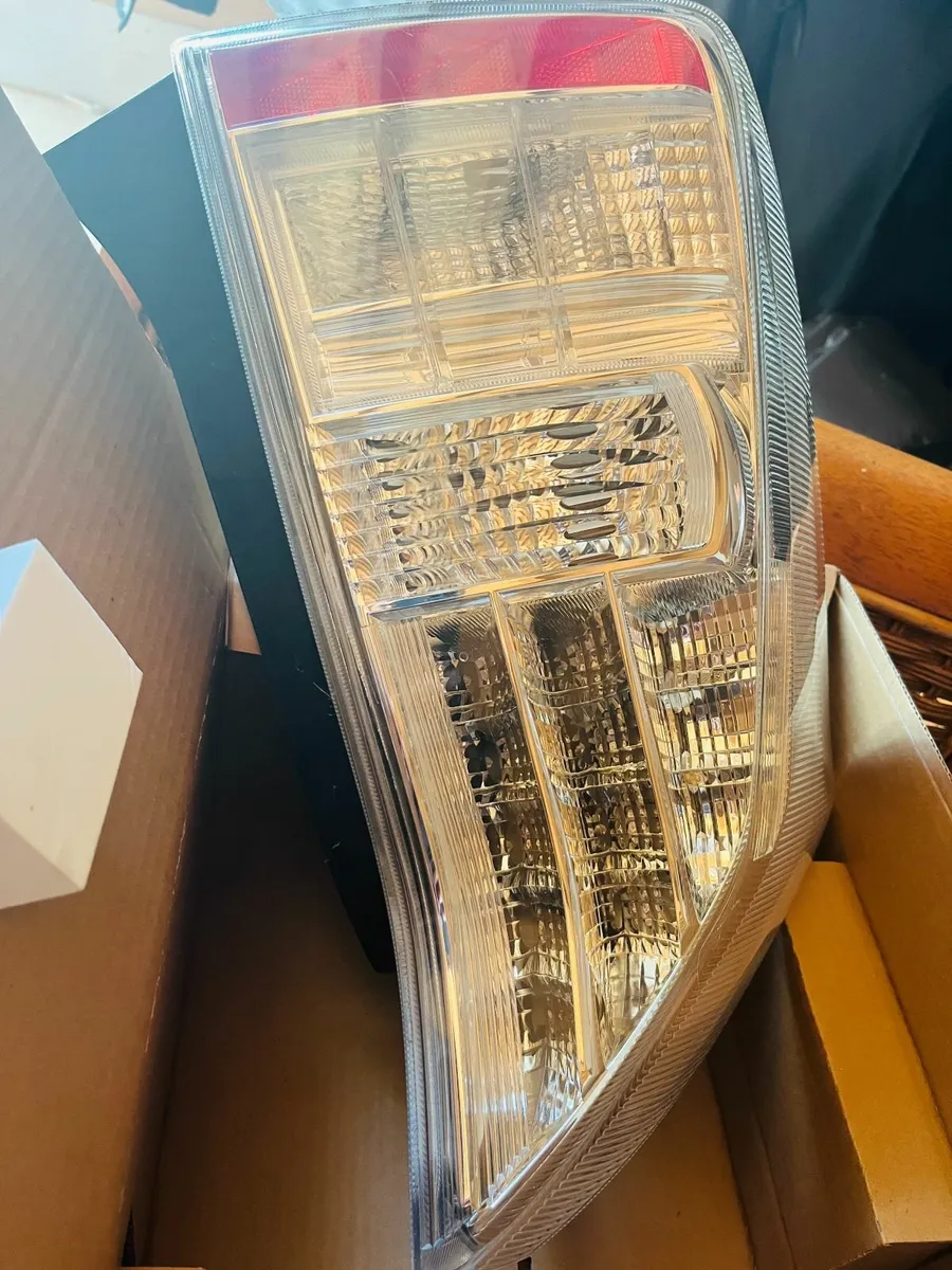Rear Light for Toyota Prius - Image 3