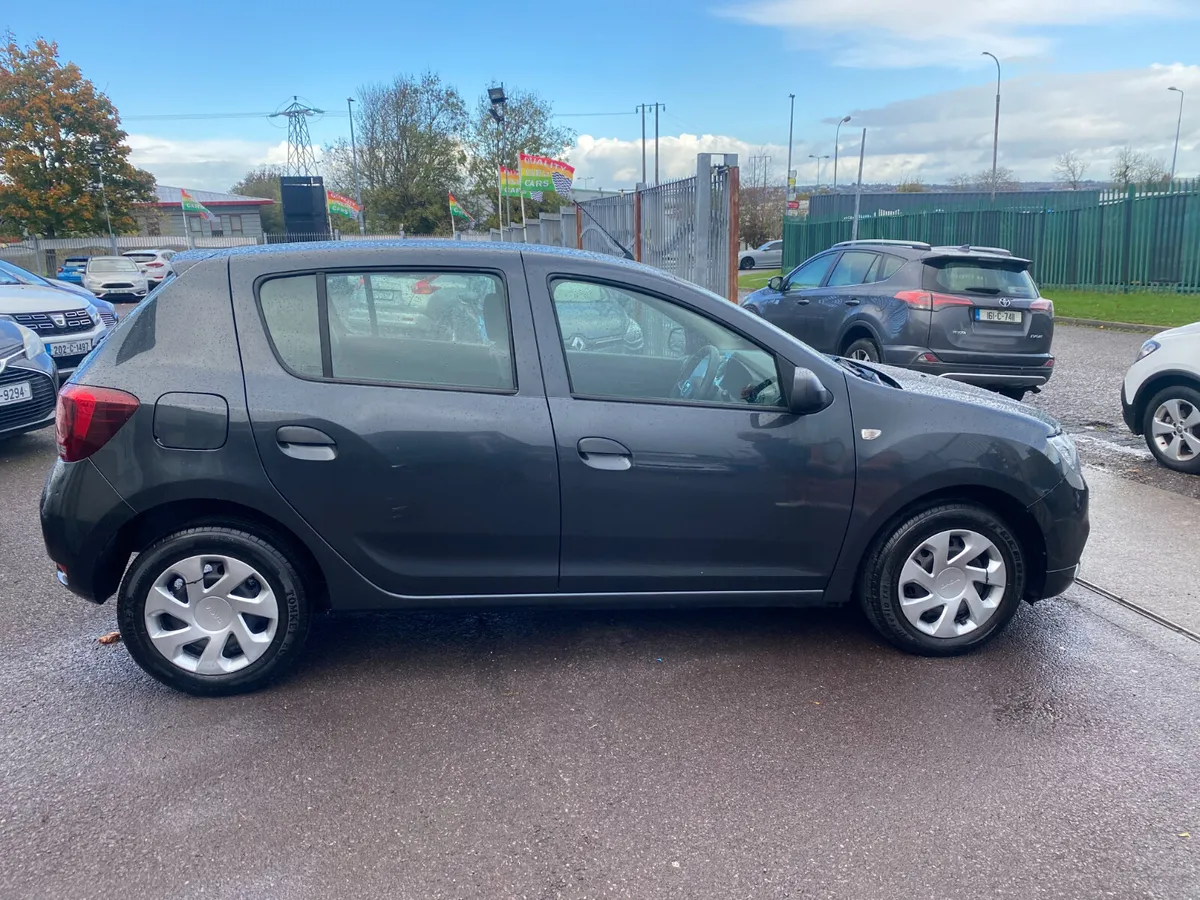 Dacia Sandero 2017 ONLY 134KLMS - Image 4