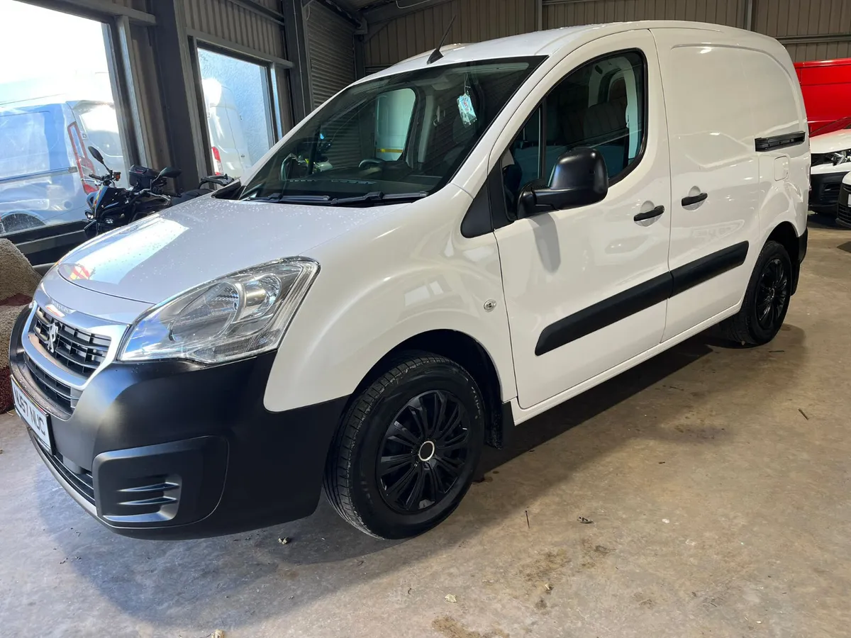 2017, NI Van, Cheap VRT, 88K miles, T-Belt Done - Image 3