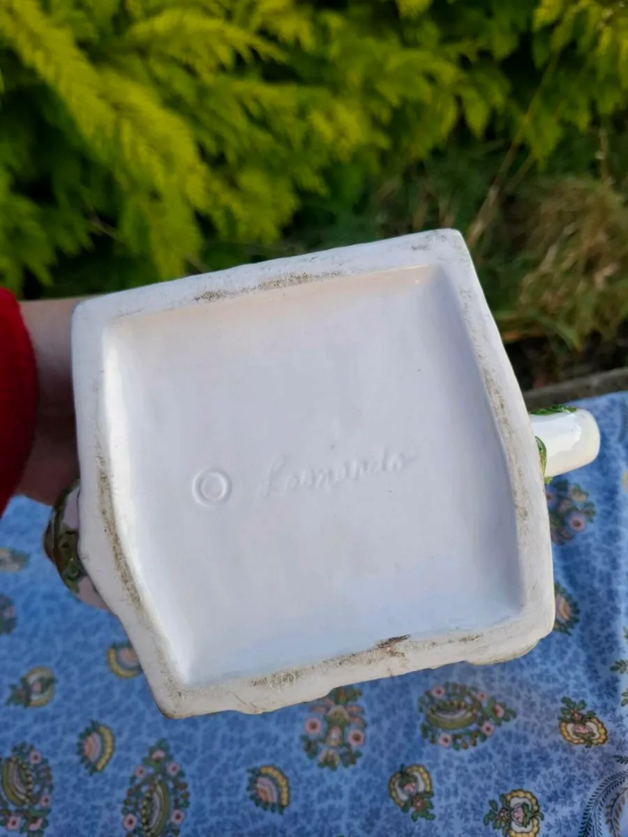 By post only house novelty tea pot - Image 3