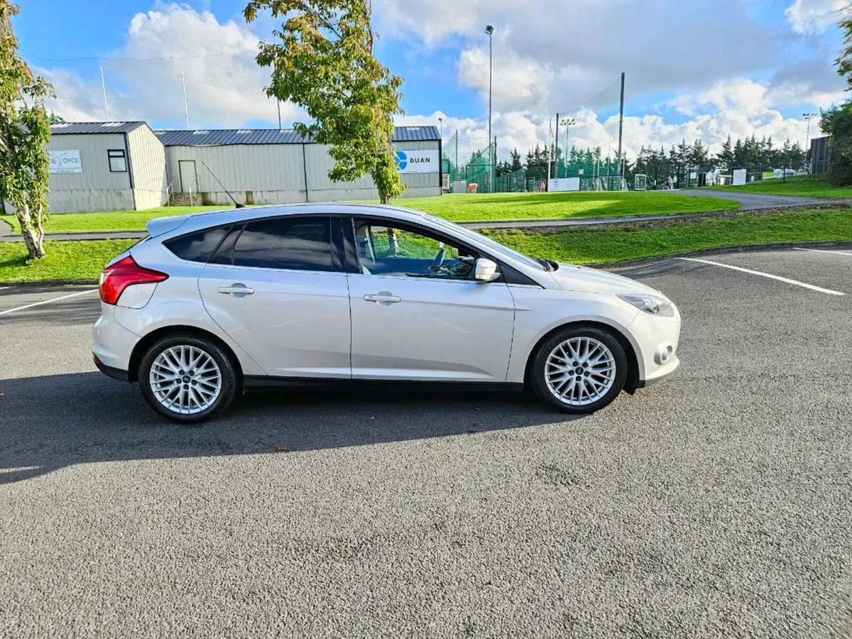 Focus 1.6 Diesel ZETEC SPORT - Image 1