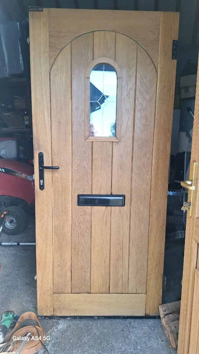 Front door - Image 2
