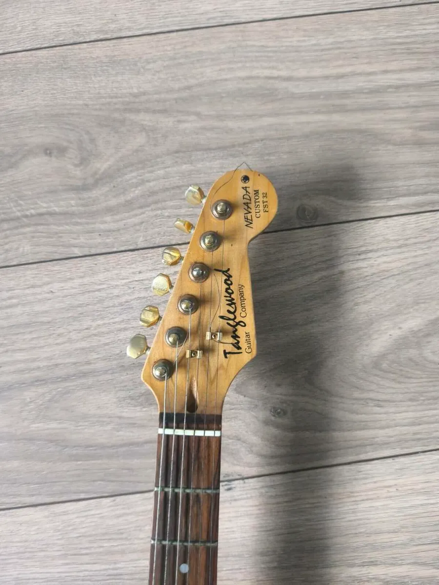 Tanglewood electric guitar - Image 2