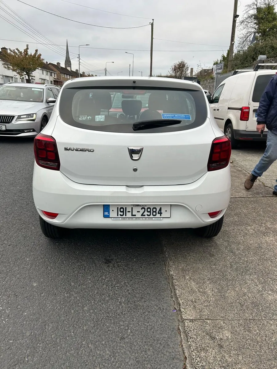 2019 Dacia Sandero - Image 2