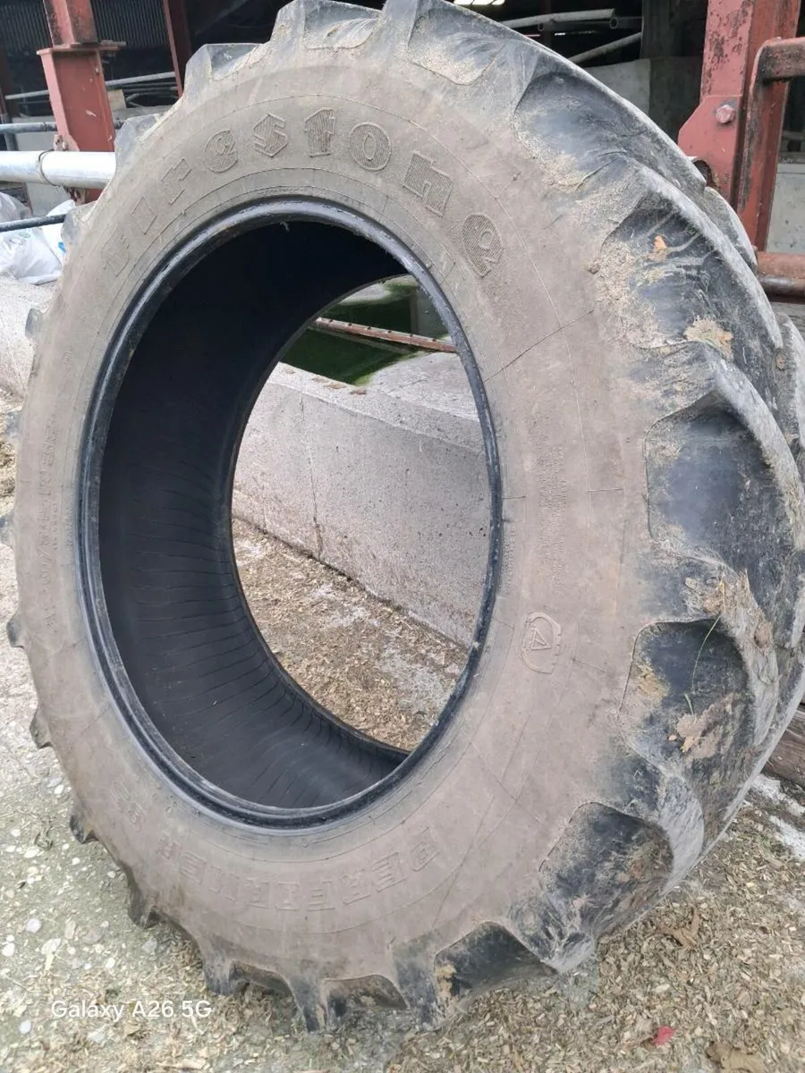 Firestone Tyres 420 x 85 x 38 - Image 2