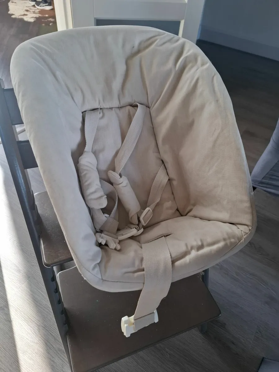 New born seat for tripp trapp chair