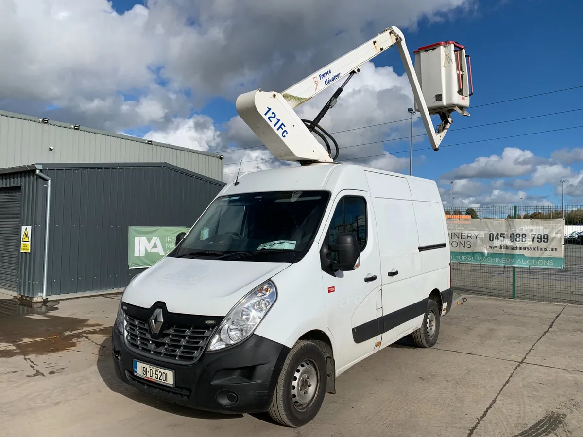 2019 RENAULT MASTER CHERRY PICKER FOR AUCTION - Image 1
