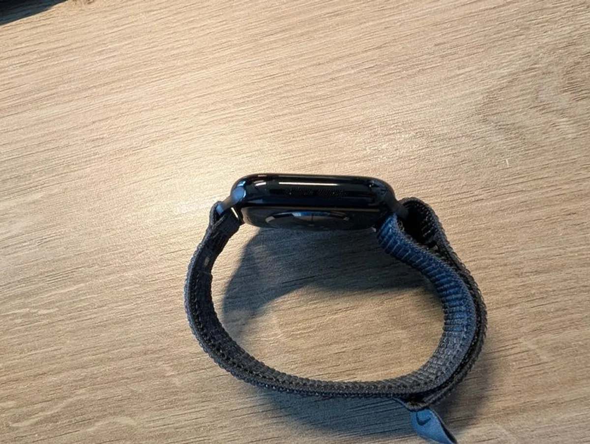Apple Watch 10 46mm - Image 4