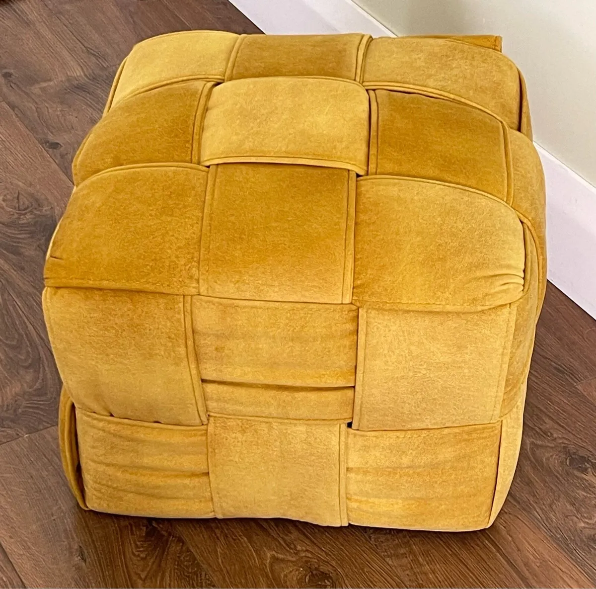 Sitting room foot cube - Image 1