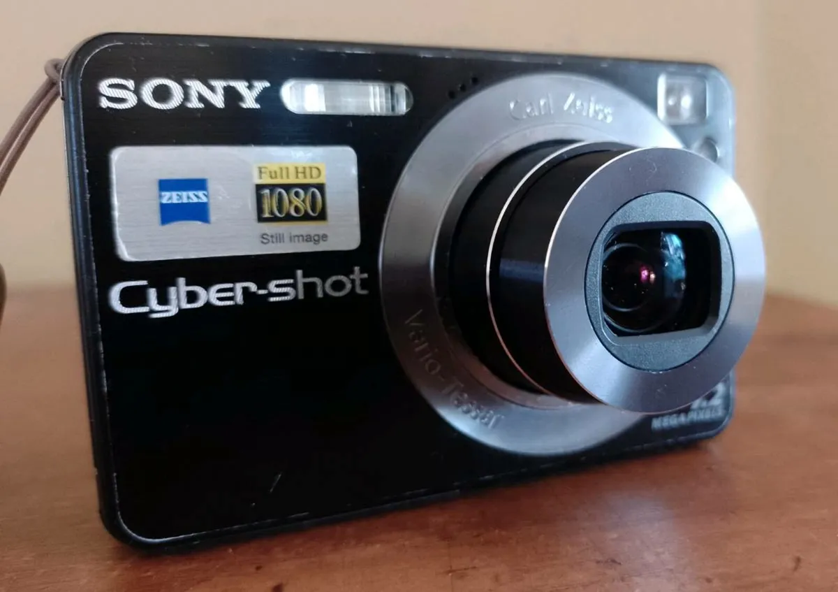Sony Cyber Shot W120 - Image 1