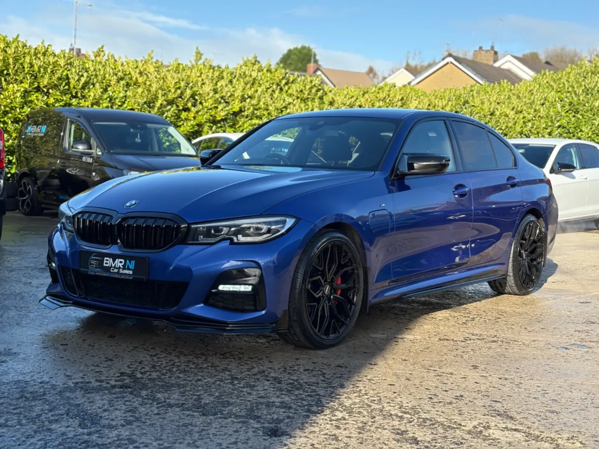 2019 BMW 330 M Sport AUTO HYBRID - Image 3