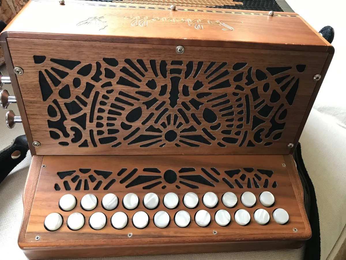 SALTARELLE    Accordion B/C - Image 1