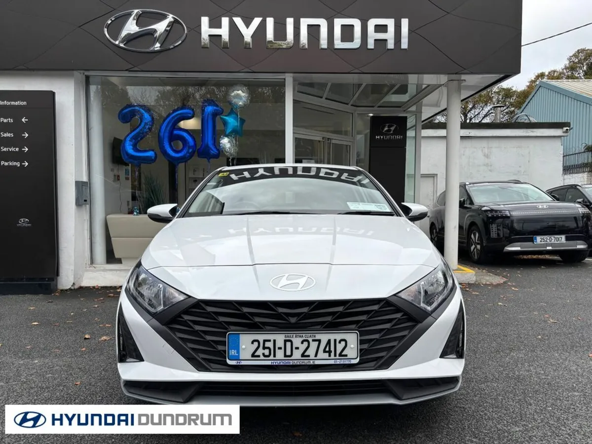 Hyundai i20 Deluxe Plus - Image 2