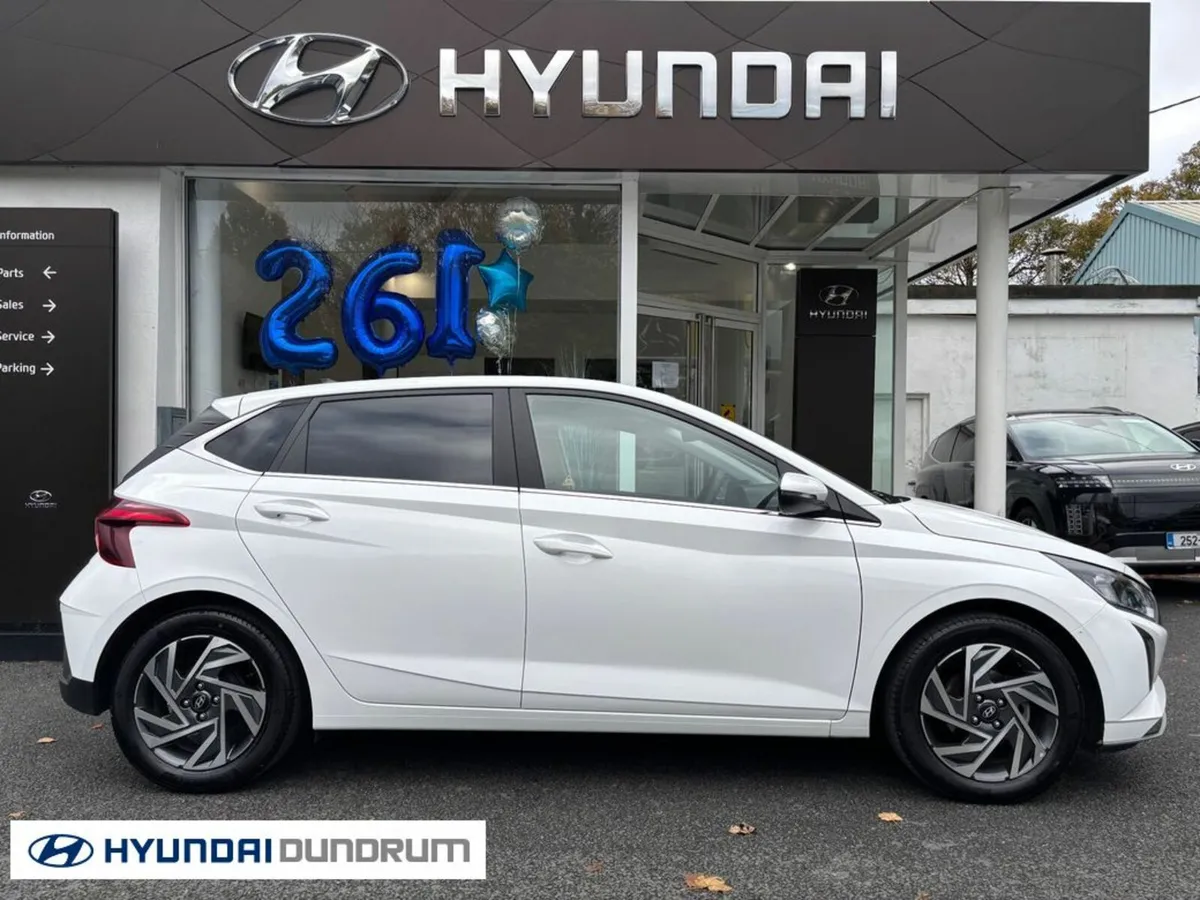 Hyundai i20 Deluxe Plus - Image 3