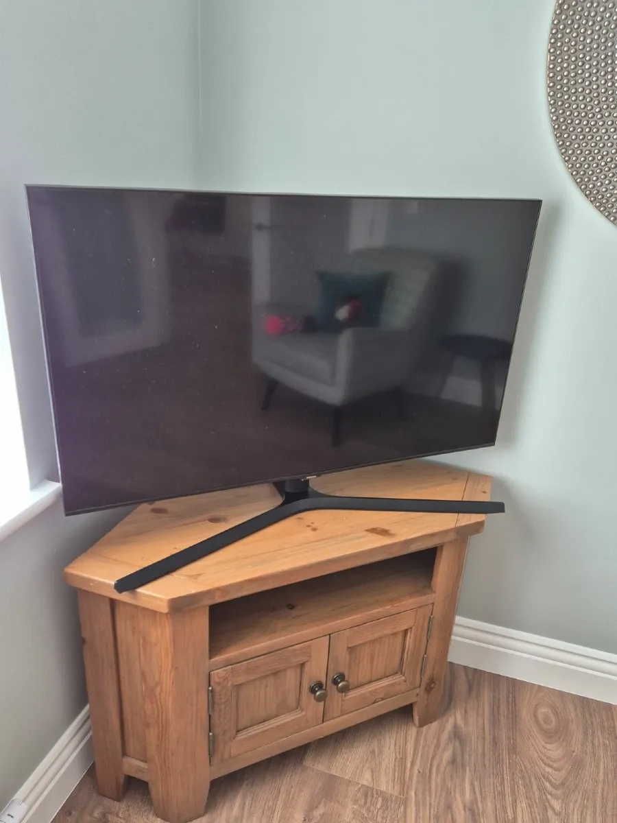 Samsung 43'' Smart TV - Image 1