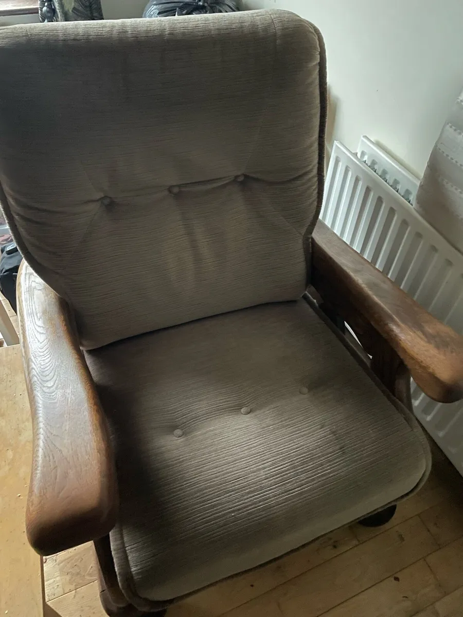 Dutch Oak 3-1-1 Sofa/Couch and Chairs - Image 3