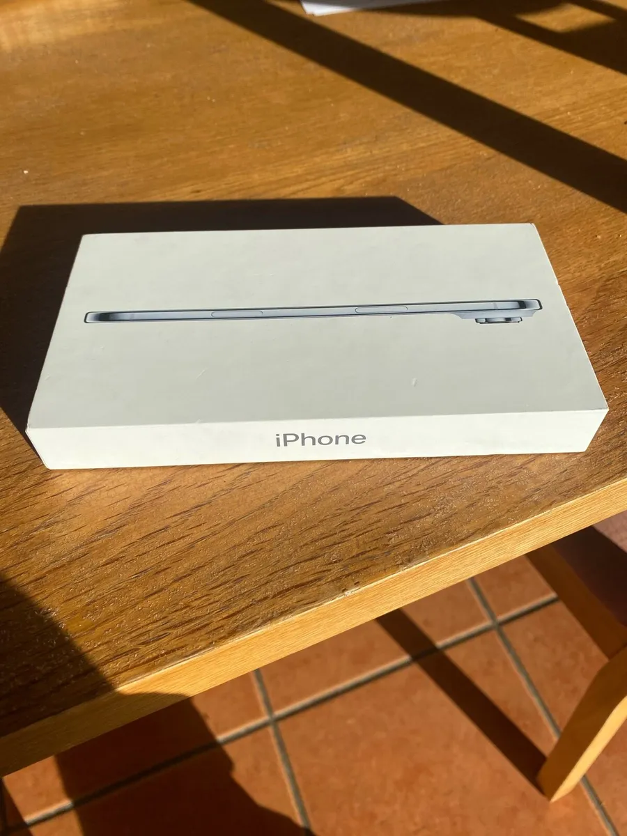iPhone Air - Image 1