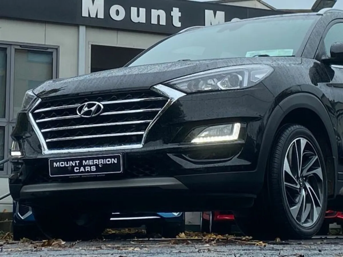 Hyundai Tucson Ivory Leather 'Executive Plus' - Image 2