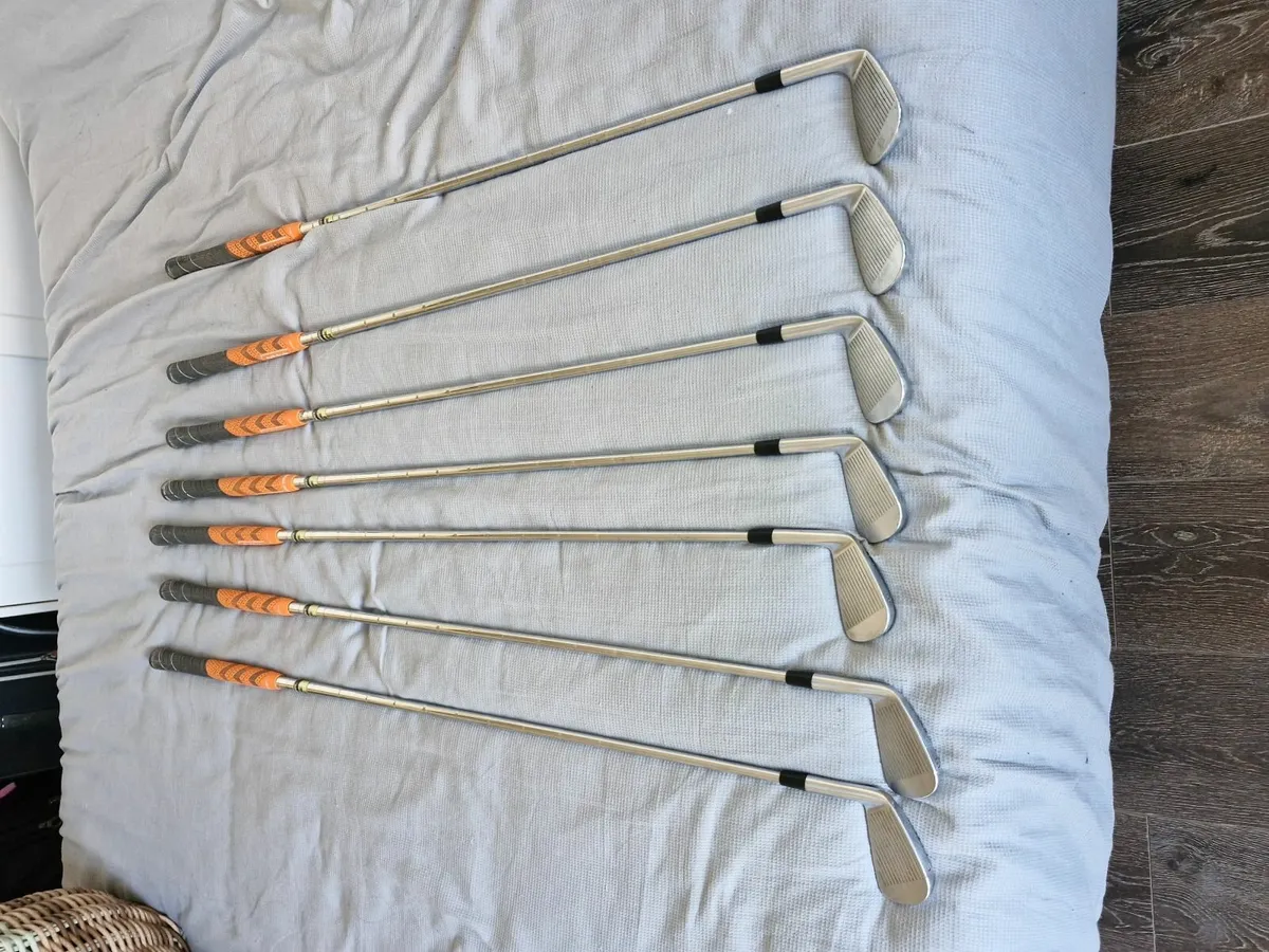 Golf clubs - Image 1