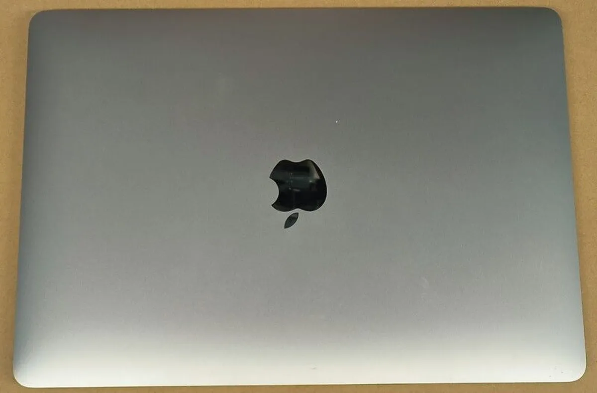 2020 Apple MacBook Air 13" Core i3 10th Gen (I3-1000NG4) 1.1GHz 8GB 256GB SSD Grey (Battery Cycle: 124) - Image 2