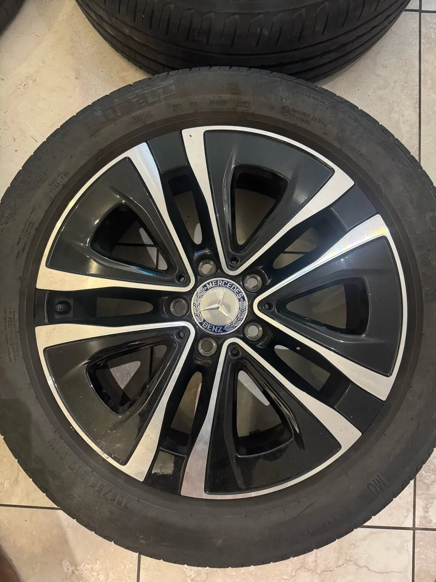 Mercedes Original Tyres & Alloys - Image 2