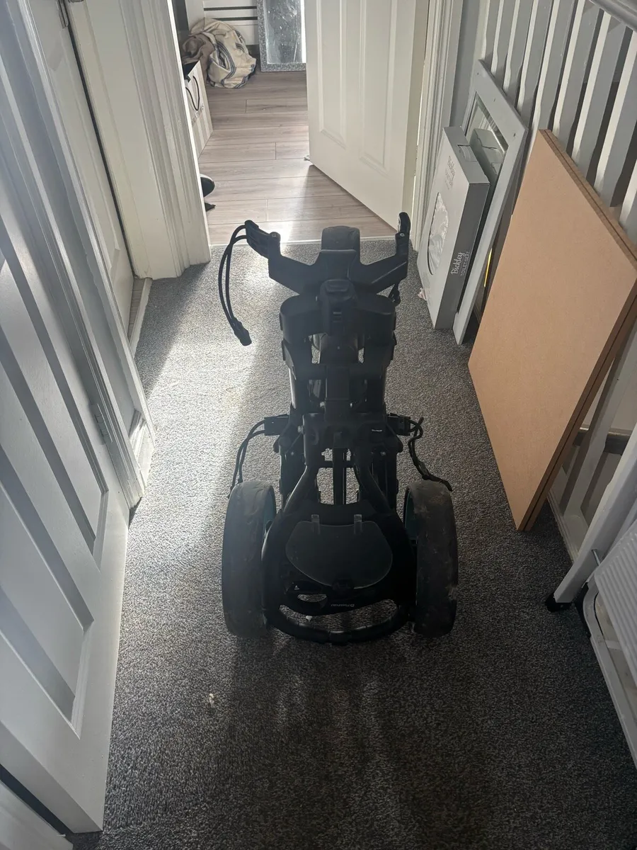 Fastfold golf trolley - Image 2