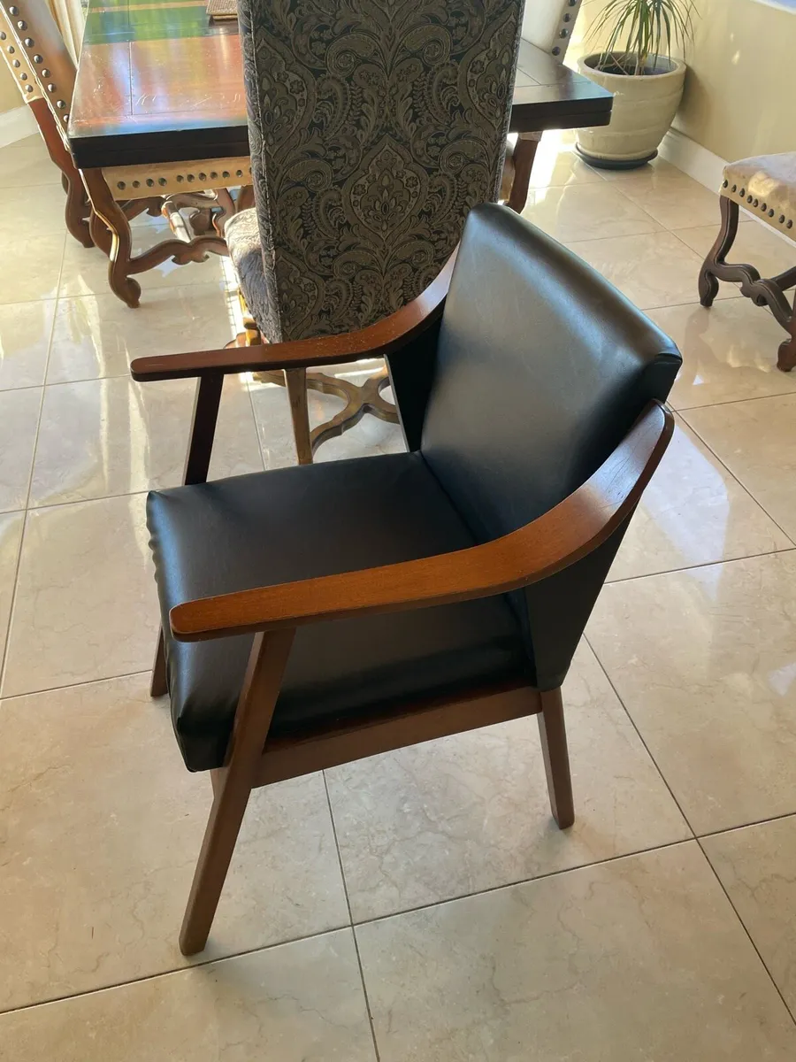 1960s black leather chair - Image 1