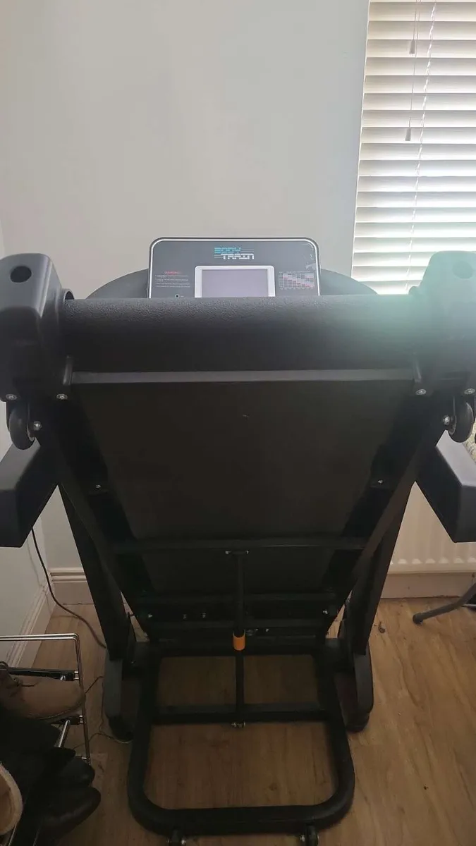 Treadmill - Image 2
