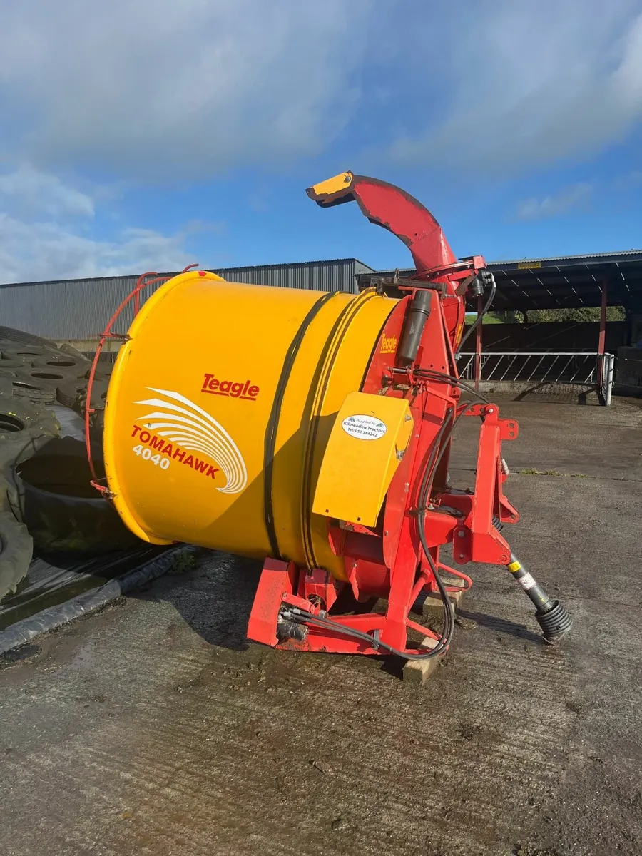 Teagle Tomahawk 4040 Straw Blower - Image 1