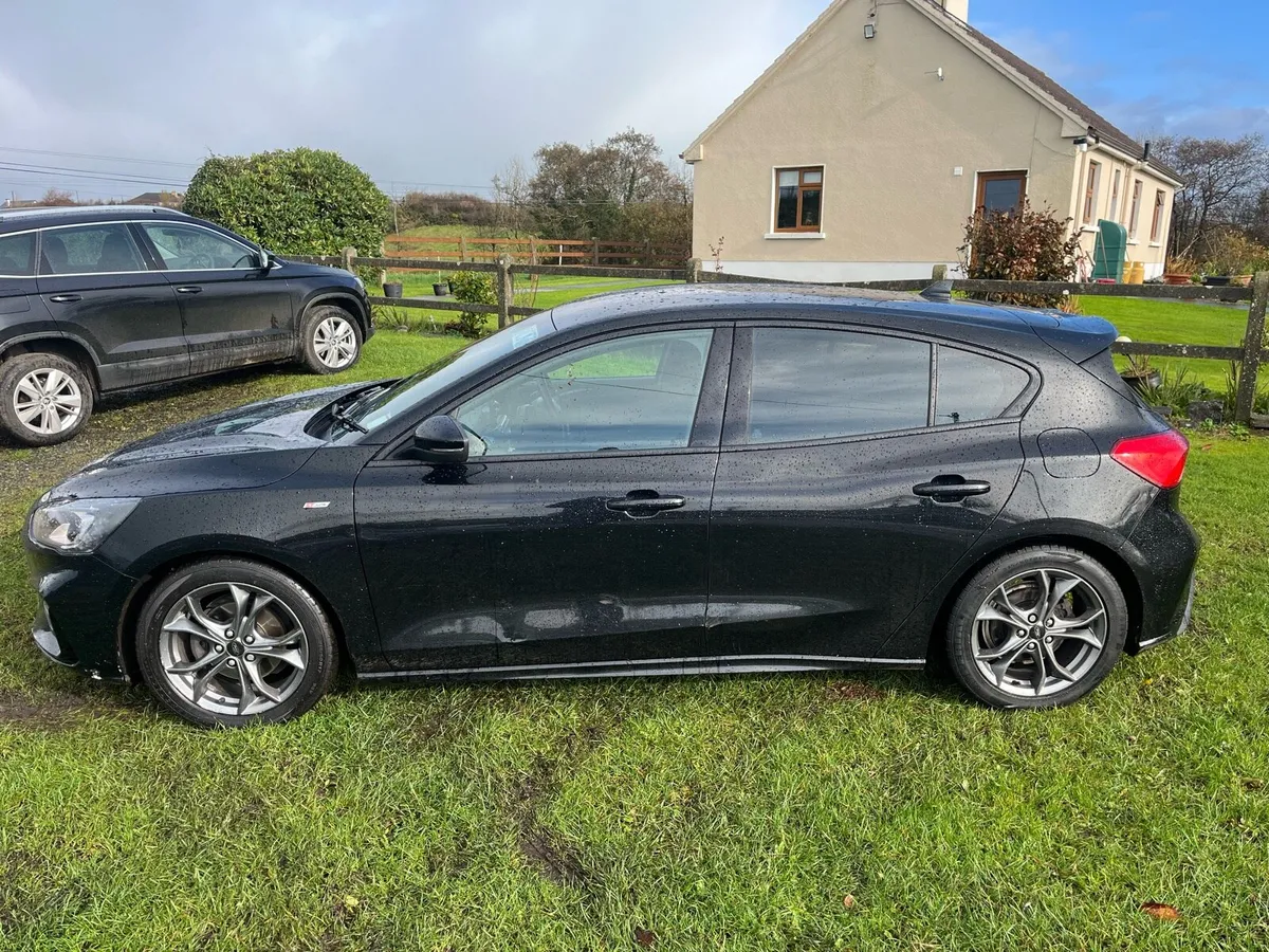 Ford focus ST line - Image 3