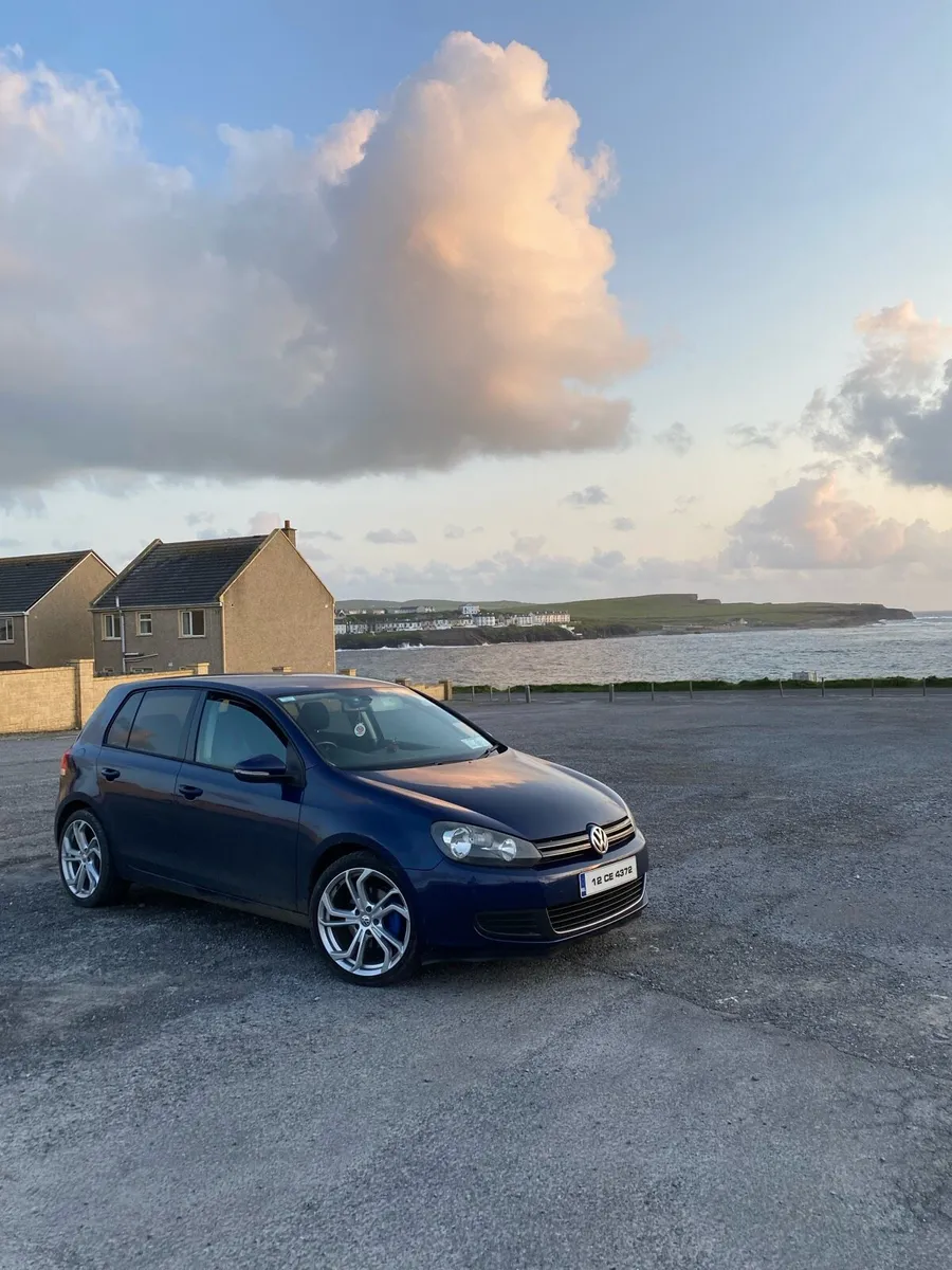 Volkswagen Golf - Image 2