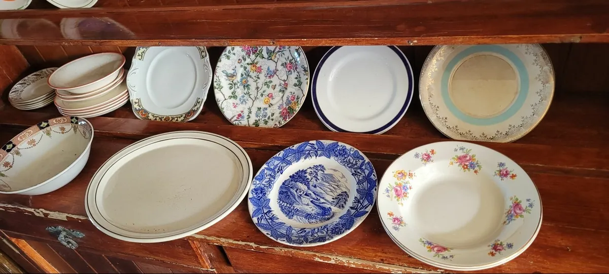 Arklow pottery, - Image 1