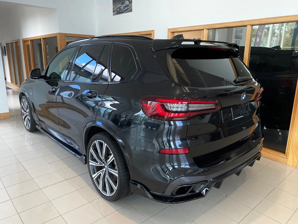 BMW X5 2021  Xdrive 45E M Sport PHEV - Image 4