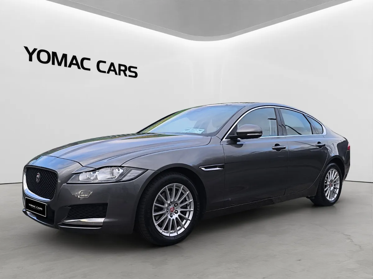 Jaguar XF 2.0D PRESTIGE 2018 - Image 4