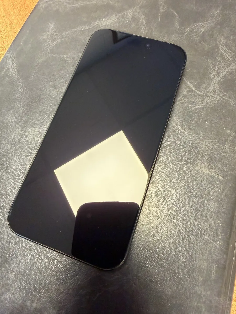 iPhone  16 pro max - Image 1