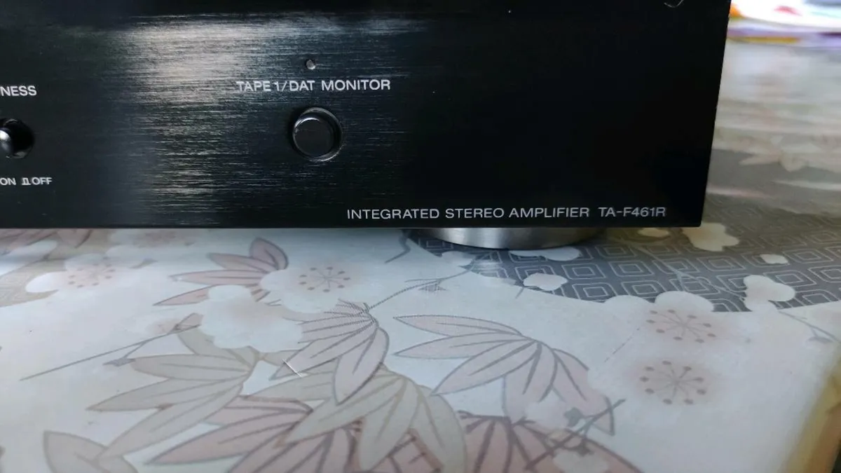 Sony Integrated Amplifier - Like New - Image 3