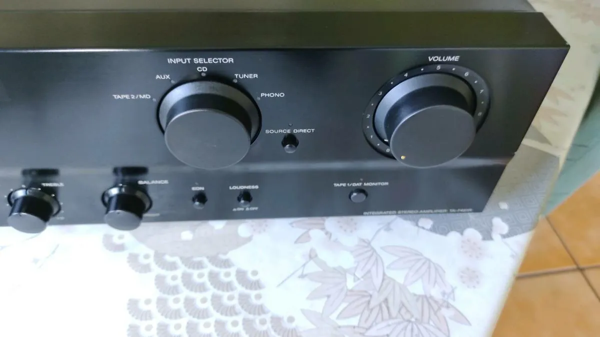 Sony Integrated Amplifier - Like New - Image 4