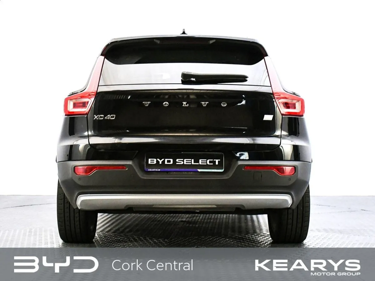 Volvo XC40 Phev T4 (197hp) Inscription Exp FWD - Image 3