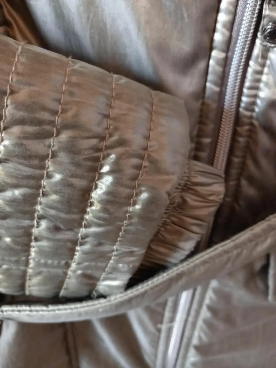 Fabulous cosy but light designer brand coat - Image 3