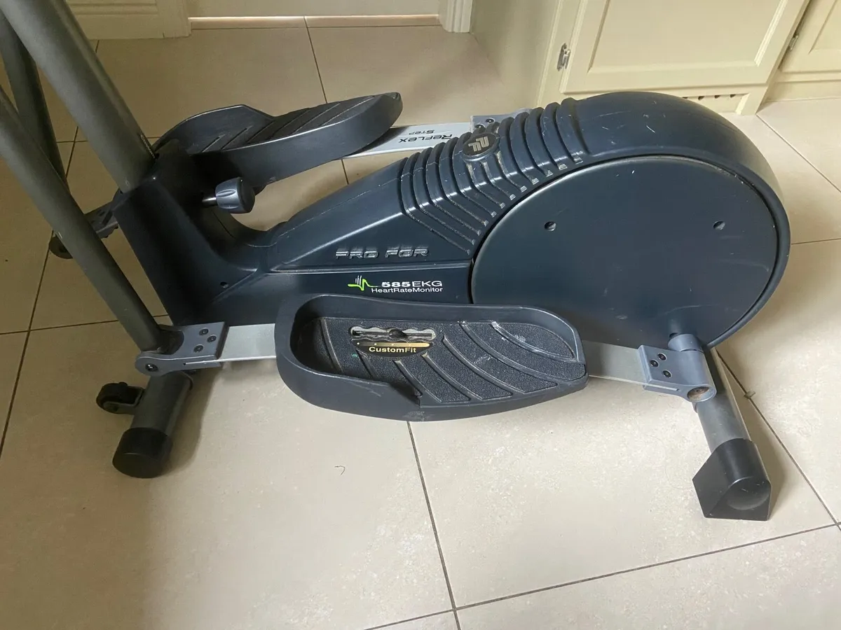 Cross Trainer - Image 1