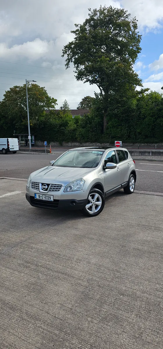 Nissan Qashqai Panoramic roof New Nct - Image 2