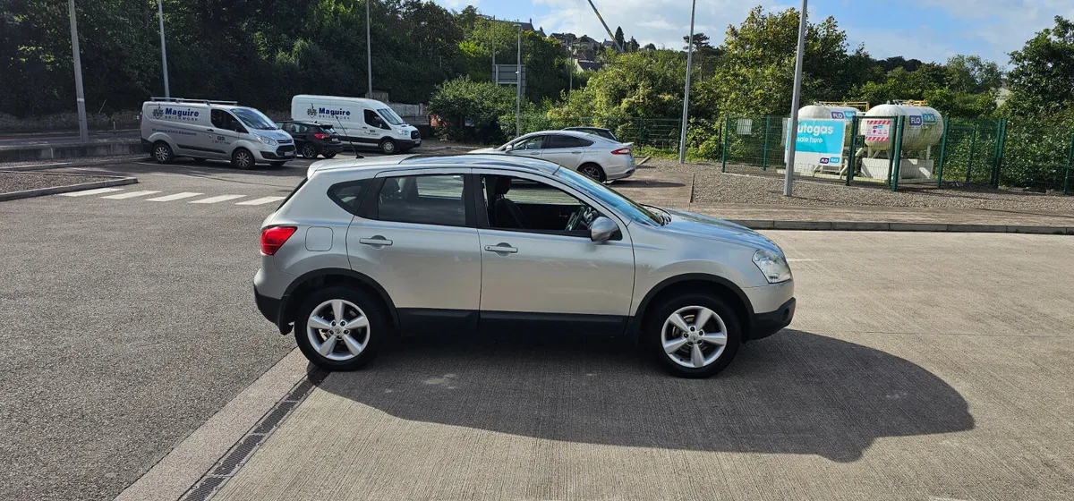 Nissan Qashqai Panoramic roof New Nct - Image 4