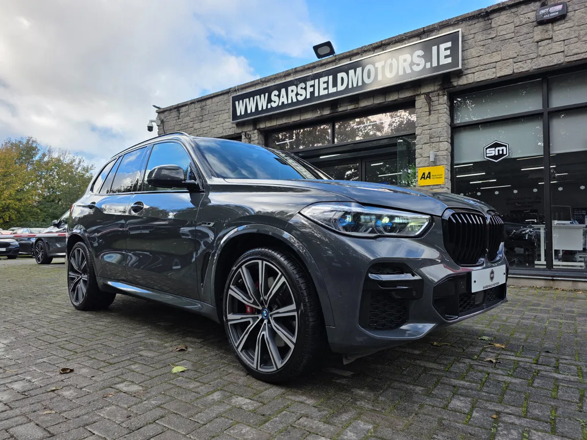 2023 BMW X5 45E M-SPORT AUTO.HUGE SPEC. - Image 1