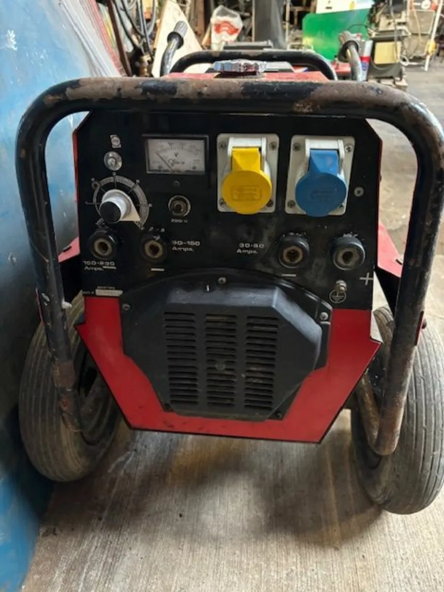 Welder/Generator - Image 1
