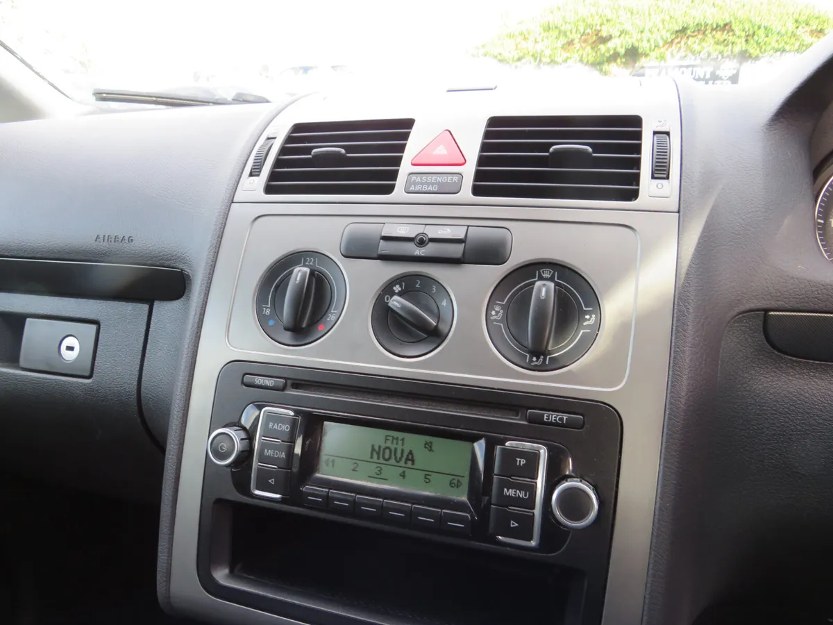 Volkswagen Touran 2009 7 SEATER DIESEL MPV - Image 2