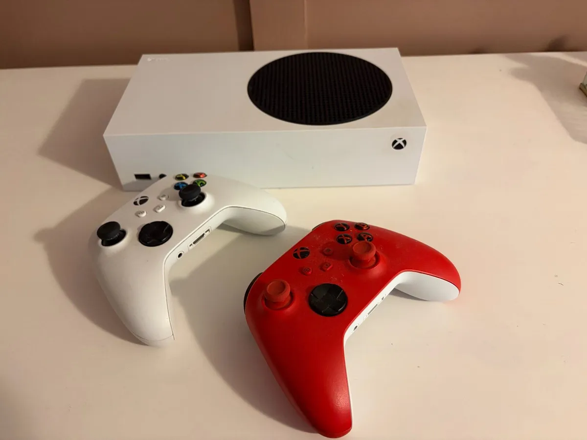 XBox Series S - Image 2