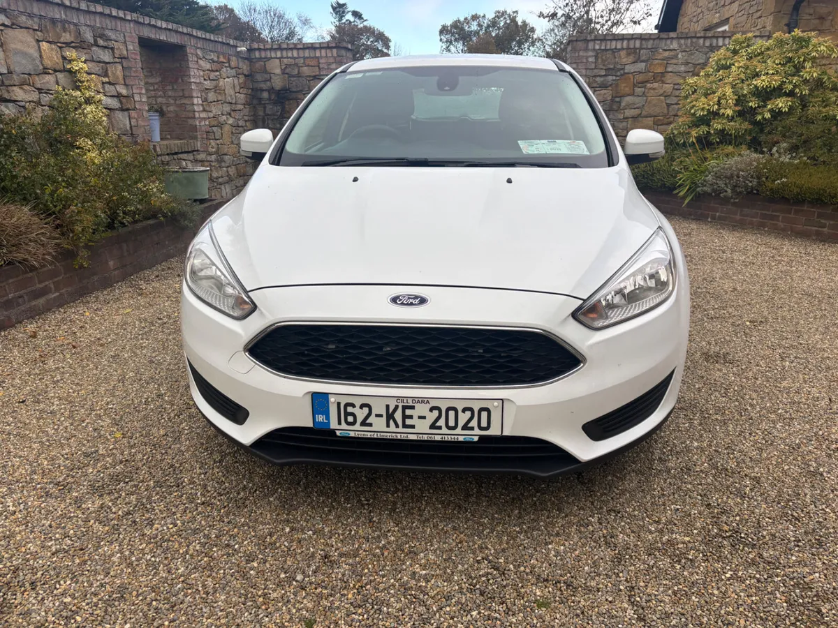 2016 Ford Focus dsl van .new cvrt . Spotless - Image 1